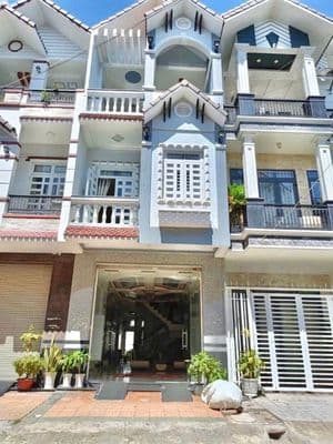 Cho thuê nhà trệt 2 lầu full nội thất KDC 91B, Cần Thơ