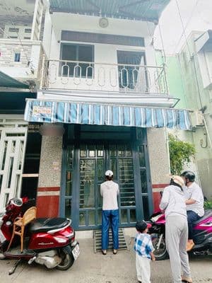 Cho thuê nhà nguyên căn mặt tiền hẻm 30/4, gần Cầu Quang Trung