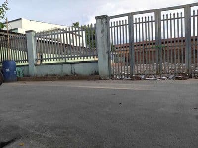 Bán đất 150m2 gần chợ, đường nhựa ô tô tải vi vu