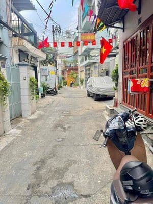 Nguyễn Huy Lượng, Bình Thạnh Trệt + 2 lầu,2 PN
