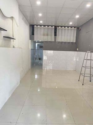 Q. Tân Phú, P. Phú Trung. Cho thuê gấp nhà nguyên căn mặt tiền.