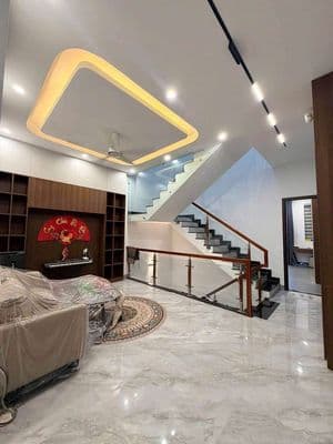 cho thuê nhà 3 tầng Mt Hà Huy Giáp, Hoà Cường