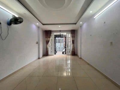 Nhà cho thuê cách mt quang trung p11 gv 30m 2pn rộng thoáng