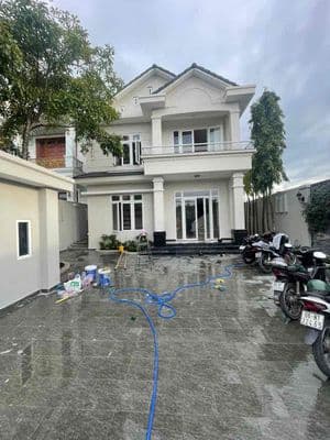 Biệt thự 12x30 sân hơn 100m2 đậu 5 ô tô kdc đỗ xuân hợp plb q9