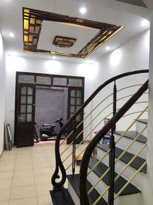 Cho thuê nhà nguyên căn ngõ giảng võ – thông đê la thành, ba đình
