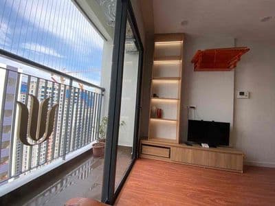 cần bán 2 ngủ 55m imperia 3.5 Tỷ Vinhomes Smart city