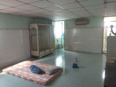 Cho Nữ Thuê Tầng Trệt ở ghép nguyên căn