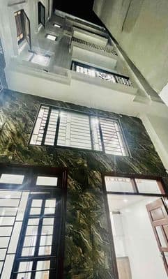 Cho thuê nhà 6 tầng