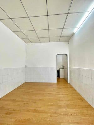 cần bán gấp nhà 1trệt 1 lầu