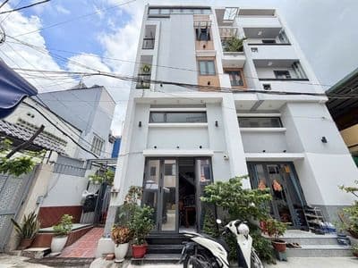 Bán nhà chính chủ lê quang định, 65m2 - 5 tầng, hẻm ô tô