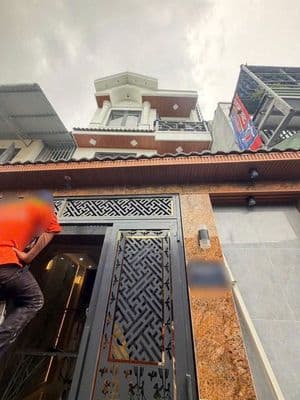 Nhà 3 tầng - hẻm 2640 huỳnh tấn phát , nhà bè .