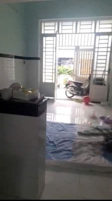 Nhà giấy tay 1 trệt 1 gác 2pn, hẻm xe hơi