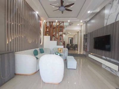 Cho thuê nhà 3 tầng kiệt 123 cù chính lan, thanh khê đà nẵng