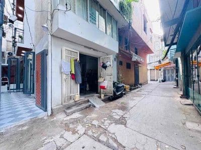 hoa hồng gửi ace 50 triệu- 3 tầng- nhà mới- kinh doanh được