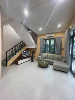 Cho thuê nhà 2 tầng đường kiệt : đỗ bá - mỹ an - ngũ hành sơn