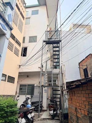 gửi ace 70 triệu - dòng tiền thật 50tr/tháng- 9 phòng + lửng
