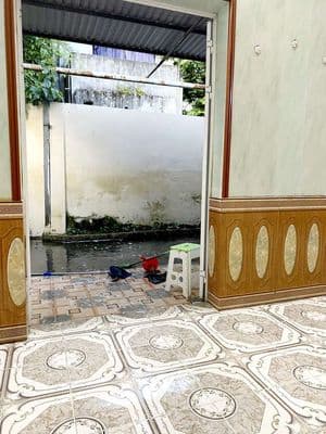 Nhà ngõ cách mặt đường Lý Thánh Tông 10m
