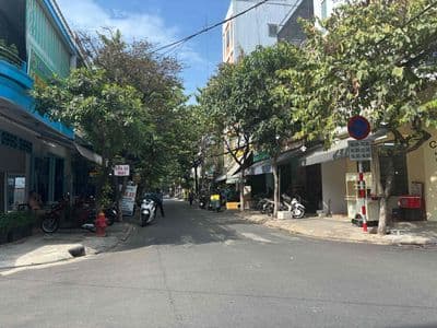 Bán nhà 2 tầng ngay sát dương đình nghệ