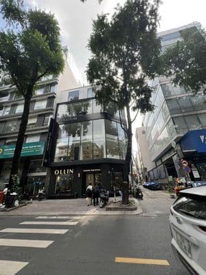 Cho thuê nhà mặt tiền phạm ngọc thạch