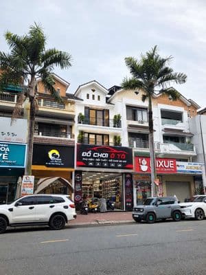 Cho thuê nhà nguyên căn mặt tiền trần trong cung vincom