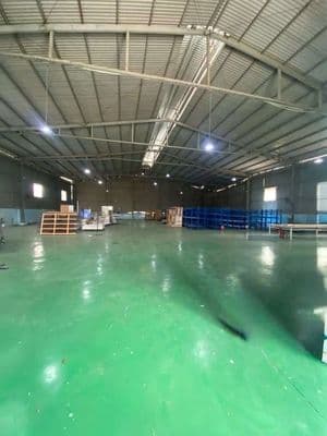 xưởng 1000m² giá 65 triệu hiệp Thành Q12 TP HCM container 40f