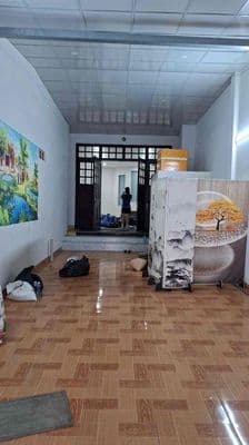 cho thuê nhà mặt tiền đường Hoàng Quốc Việt 4.5x18 giá 16 tr