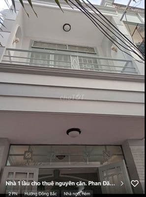 Cách mạng tháng 8,dt 1 trệt,1 lầu,3 phòng.chủ nhà.