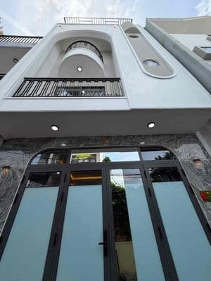 cho thuê nhà nguyên căn đường Trưng Nữ Vương Hải Châu Đà Nẵng