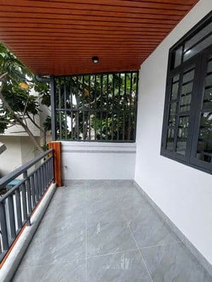 1 tỷ 68 không thêm xu nào , nhà gần siêu thị metro q12 lê văn khương