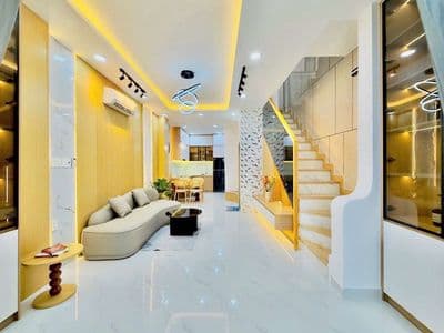 Mặt tiền kinh doanh gần chợ gò vấp– 4.5x10m – 3 tầng –7 tỷ hơn