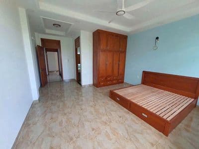 Cho thuê nhà 1t/2 l 5pn,4wc kdc an thiên lý đỗ xuân hợp phước long