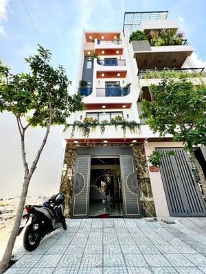Bán nhà mặt tiền Thạnh Lộc 31 Q12 52m2 4PN full nội thất