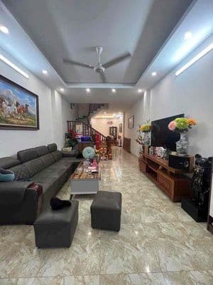 Cho thuê nhà nguyên căn - ngõ 564 nguyễn văn cừ, long biên
