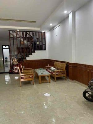 Cho thuê nhà 2 tầng đường diên hồng gần cầu hoà xuân