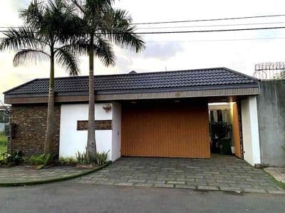 Bán đất tặng nhà 2 tầng, view sông, KDC Bách Khoa giá: 35 tỷ