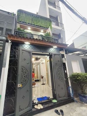 nhà hẻm xe hơi có pn dưới trệt p15,tb: 5.8tyTL