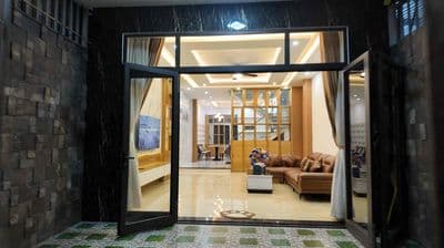 Chính chủ cho thuê nhà 4 tầng
