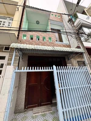 Cho thuê nhà nguyên căn 4PN, 4WC – vị trí thuận tiện