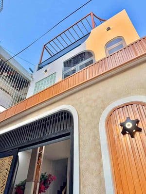 Nơ trang long bình thạnh -64 m2- 3 tầng - 3 pn - 7,05 tỷ