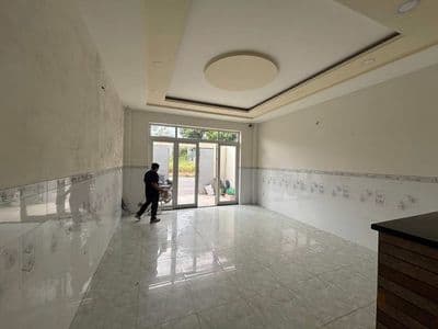 Cho thuê nhà trệt 2 lầu 100m khu dân cư phú hồng thịnh dĩ an