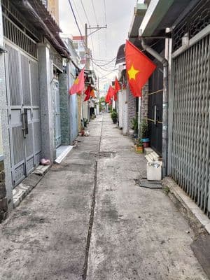 Bán nhà 3 tầng đường bùi minh trực - hẻm thông tứ tung - giá 2.39 tỷ