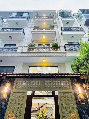 Nhà HXT 8M Thông Phạm Văn Chiêu 3Lầu 5PN 6WC 20tr