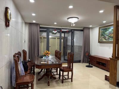 Nhà mặt tiền kdc, 5pn 4wc full nội thất, khu ven sông, hiệp bình chánh