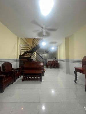 Trệt lầu: 2pn 2wc - full nội thất - nguyễn văn khối, p11