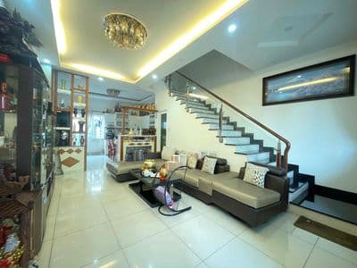 Cho Thuê nhà Mega villge quận 9 5x17m chỉ 13 triệu