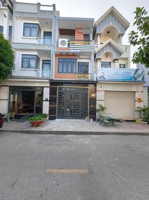 nhà kdc Phú hồng Thịnh 6 phường Bình An Tp Dĩ An