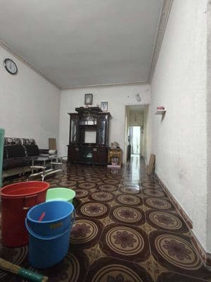 Chung cư 2 phòng 4 x 18m chợ hoà bình