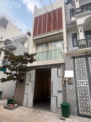 Cho thuê nhà đẹp như homestay 3PN 3 tầng - HXH - Đình Phong Phú, Q.9