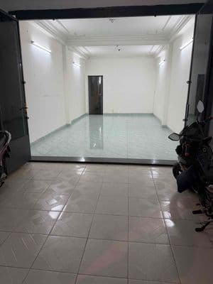 Cho thuê mặt bằng 48m2 đẹp mặt tiền đường gần sân bay -nguyễn văn công