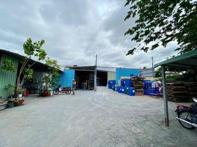 Cho thuê kho xưởng 1200m 1/đường Tô Ký giá 48 triệu